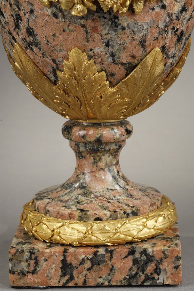 Pair Of Vases In Pink Granite And Gilt Bronze-photo-7