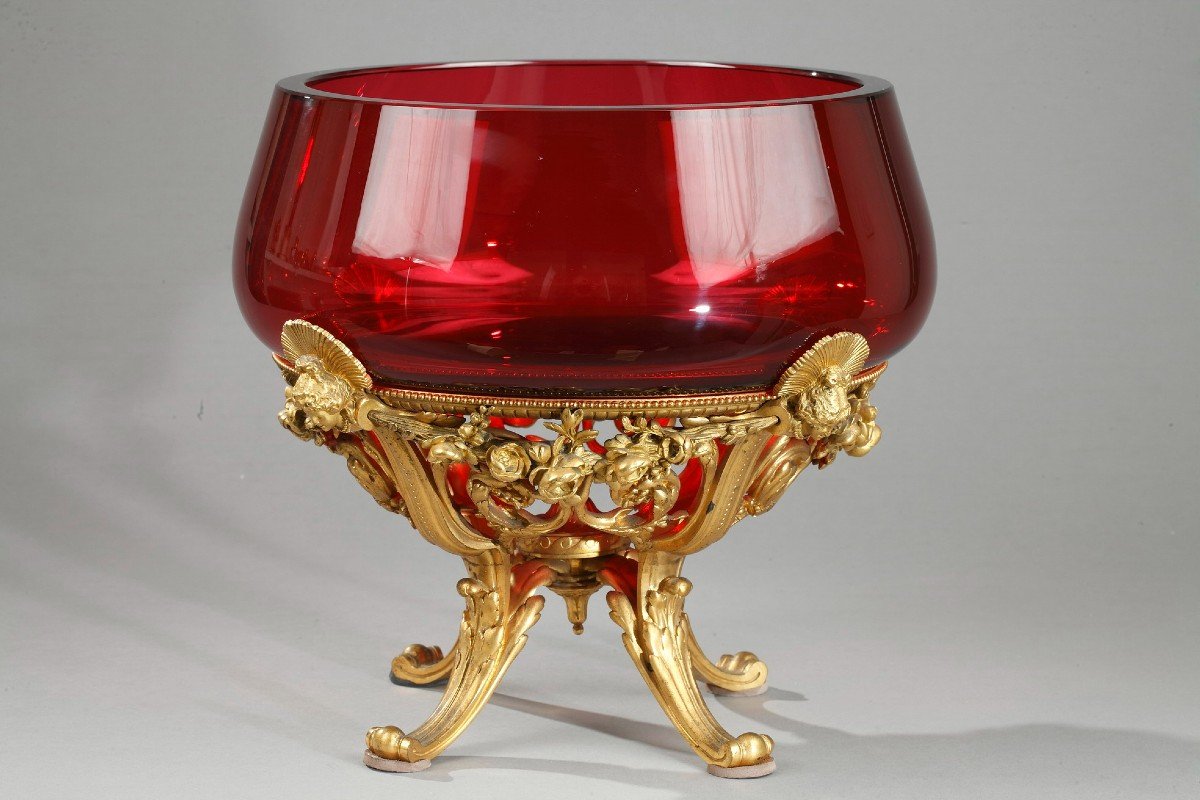 Centre De Table En Cristal Rubis Et Bronze Doré Du XIXème Siècle