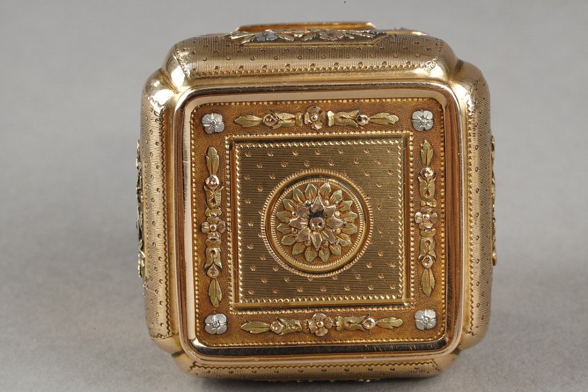 Three Tone Gold Box 19 Century-photo-6