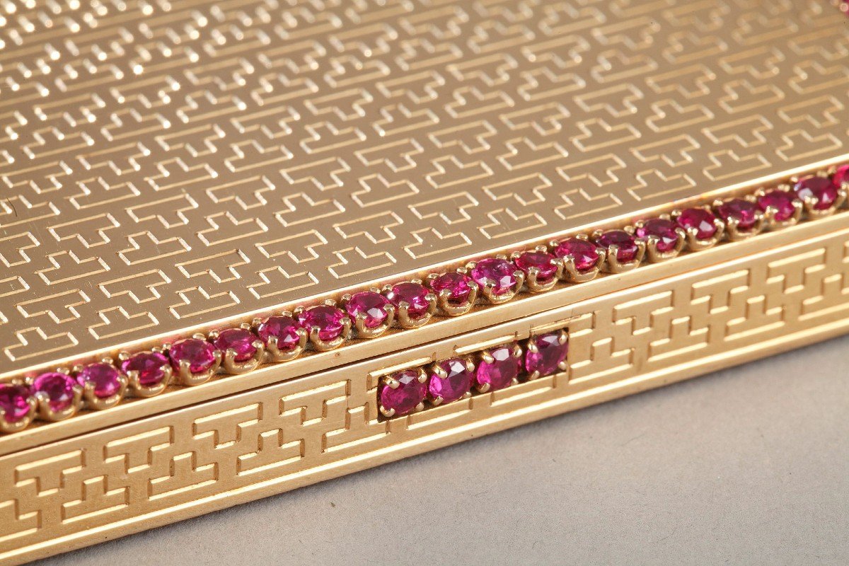 Art Deco Gold And Ruby Powder Compact-photo-2