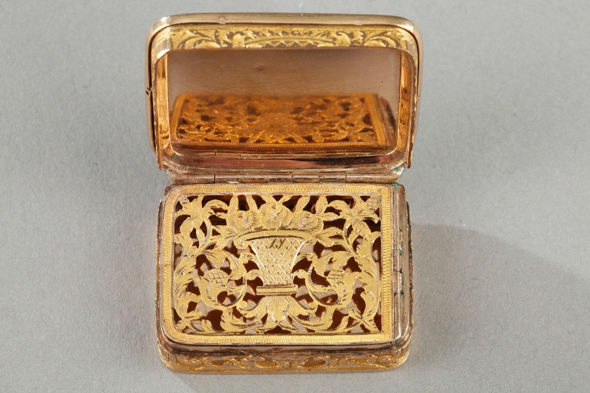 Gold Vinaigrette Circa 1810-photo-1