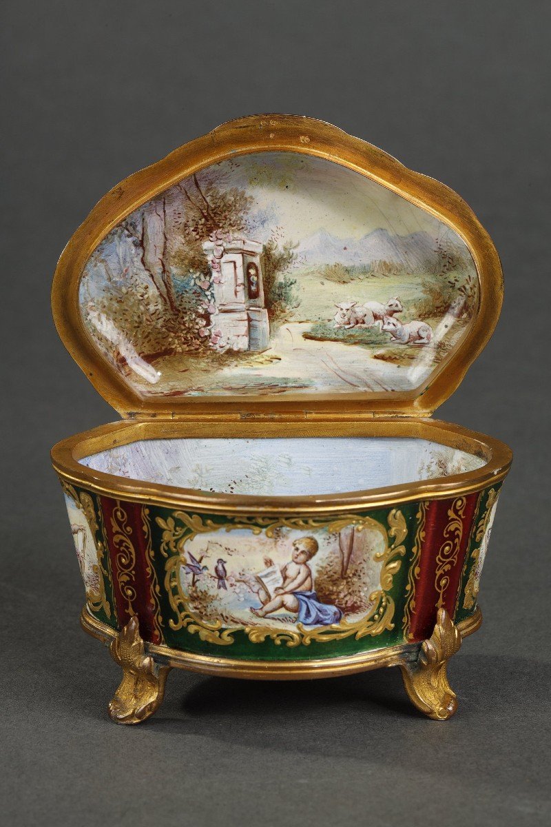 Small Vienna Enamel And Silver-gilt Box, 19th Century-photo-3