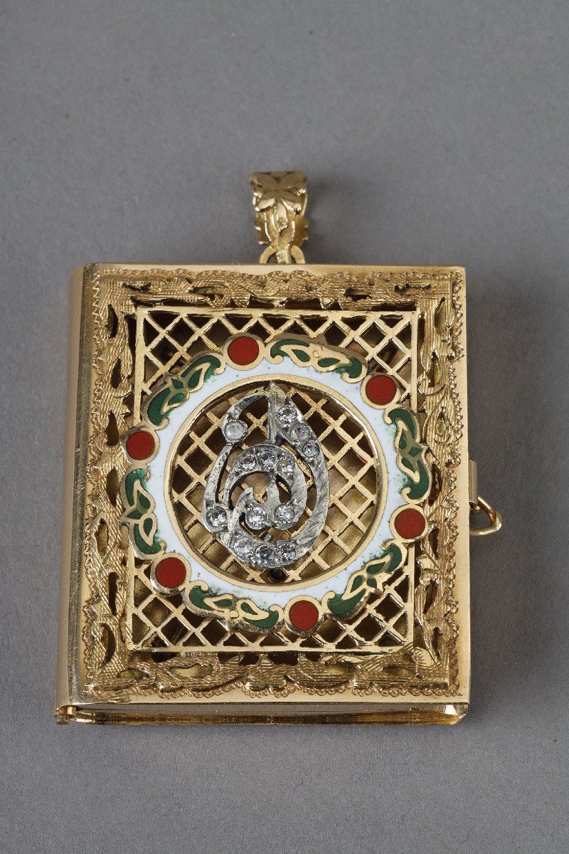 Gold And Diamond Quran Pendant, 19th Century