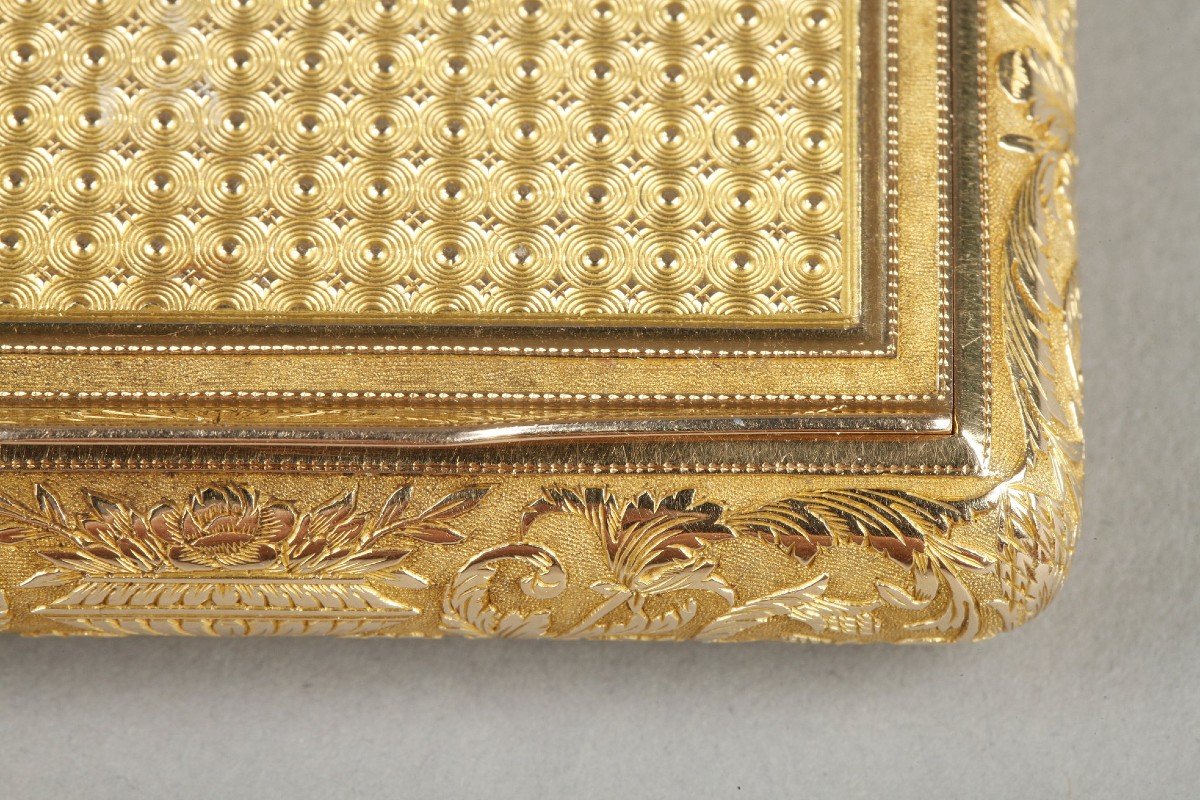 A Rectangular Gold Snuffbox, Restoration Period-photo-2