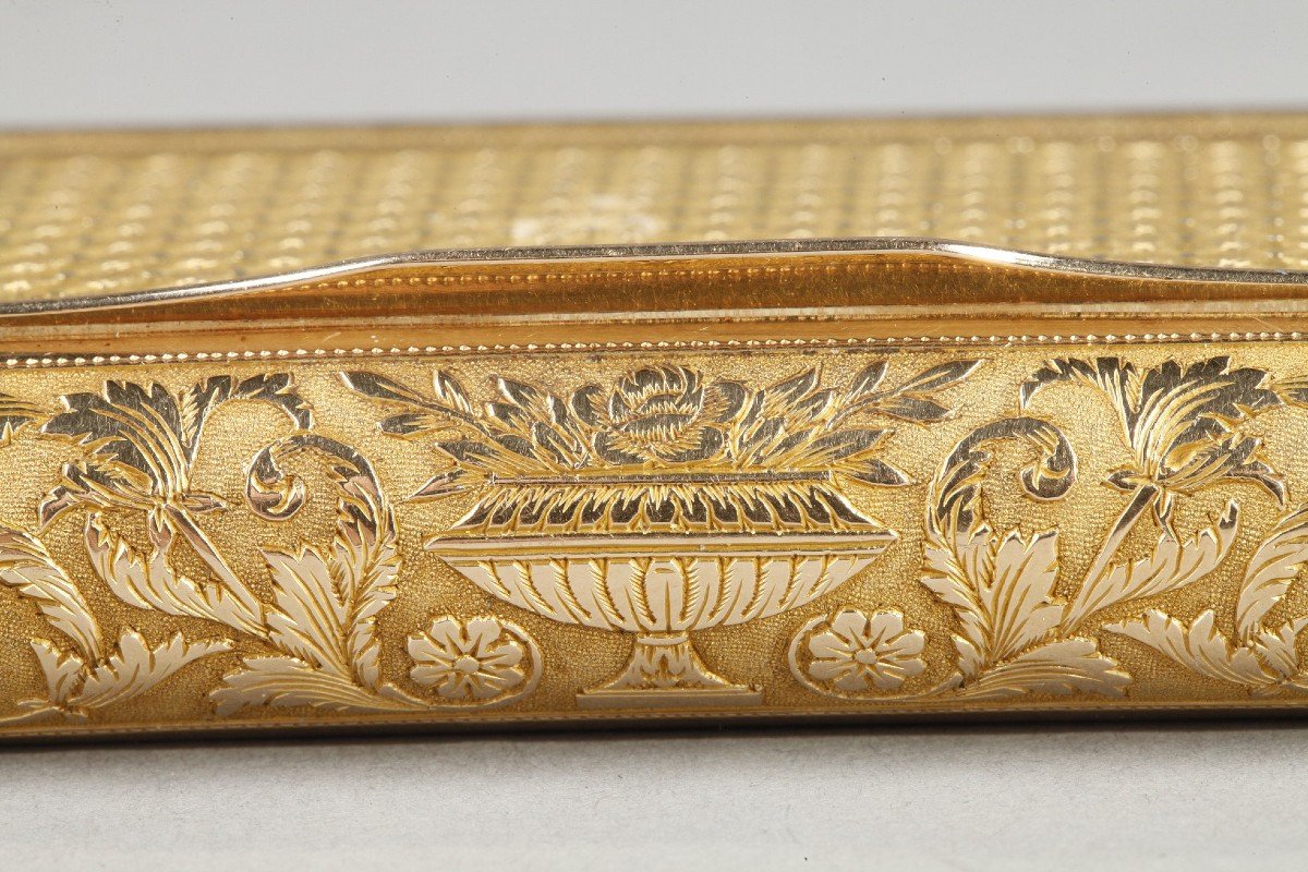 A Rectangular Gold Snuffbox, Restoration Period-photo-3