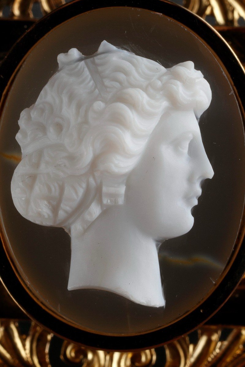 Agate And Enamel Cameo Brooch, 19th Century-photo-1