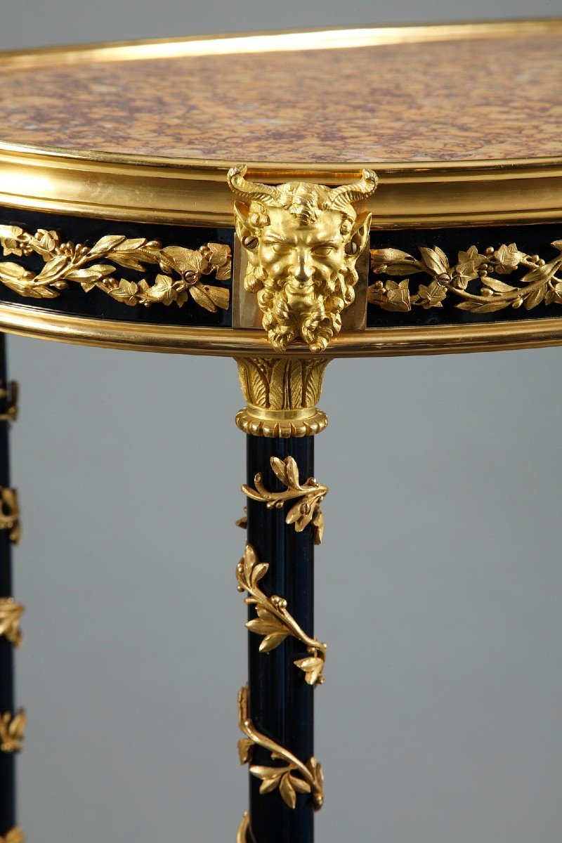 19th Century Pedestal Table Decorated With Satyr Heads-photo-1