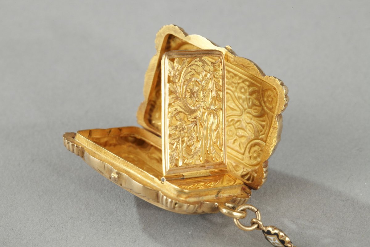 Vinaigrette En Or émaillé Et Bague. Circa 1840. -photo-7