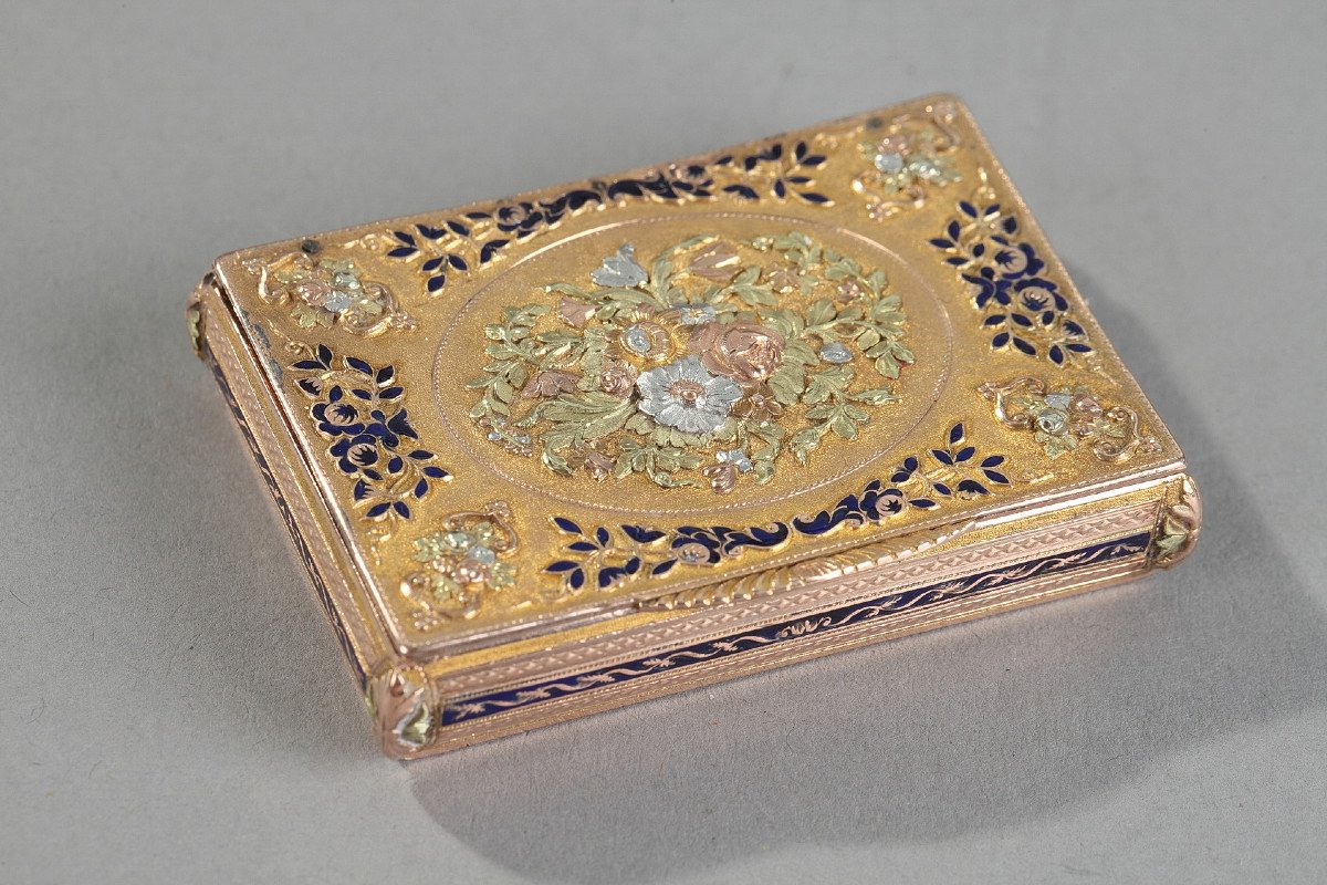 Early 19th Gold And Enamel Box. Swiss Work 