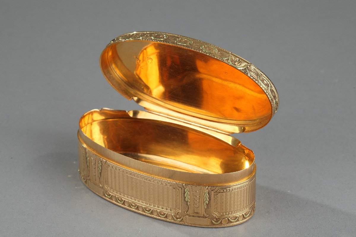 Louis XVI Gold Snuff Box. 1780. -photo-6