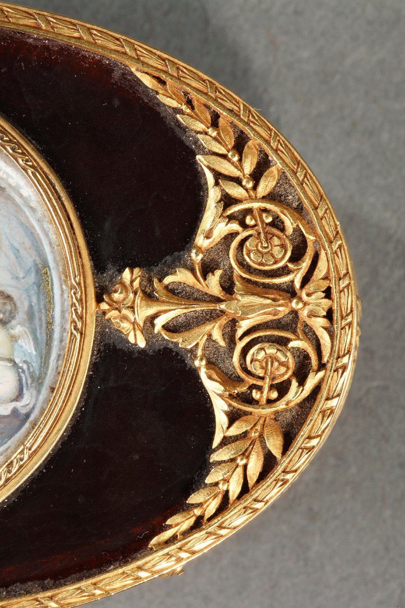 Tortoiseshell And Gold Box With Miniature On Ivory. Late 18th Century. -photo-6