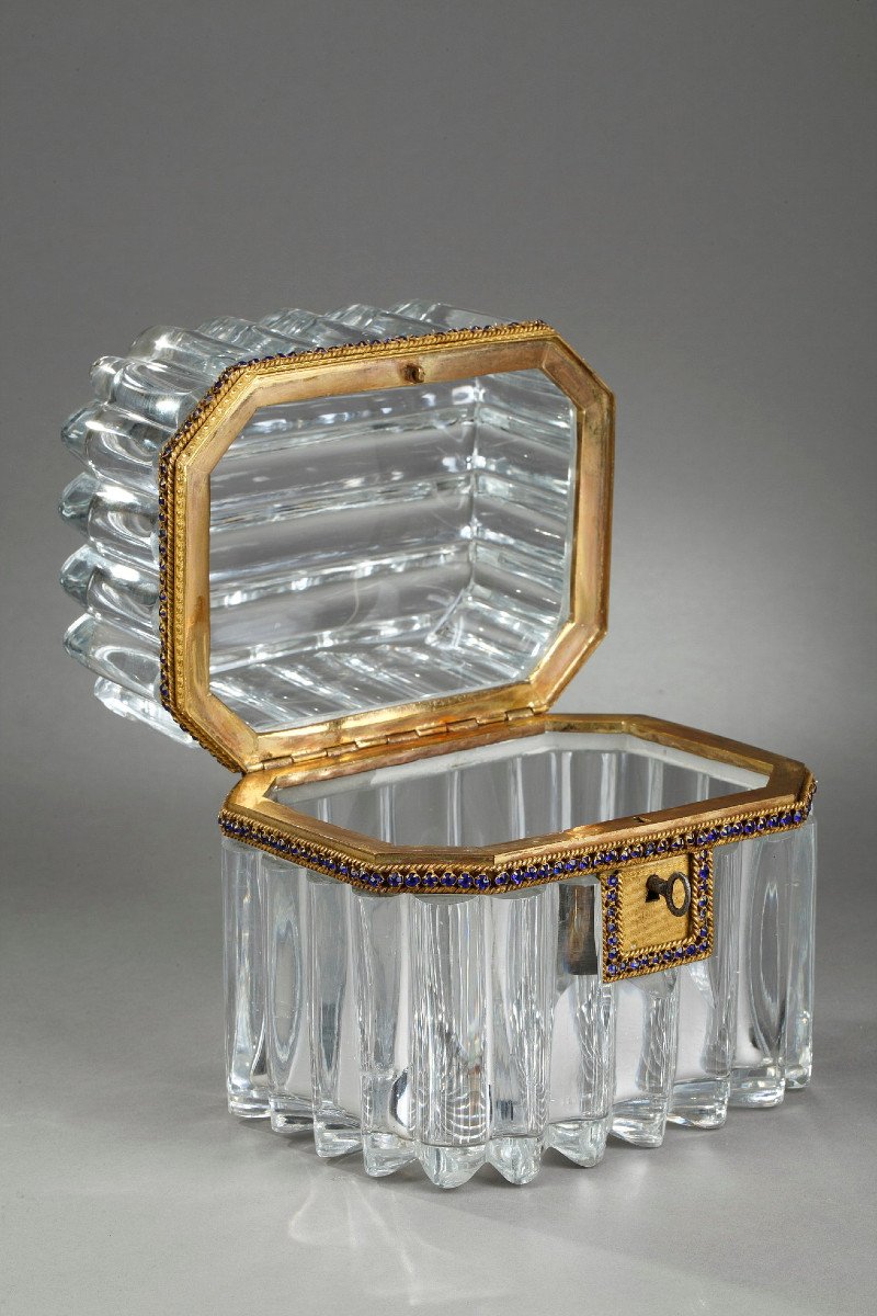 Mid-19th Century Crystal Casket Ormolu Mountings. -photo-5