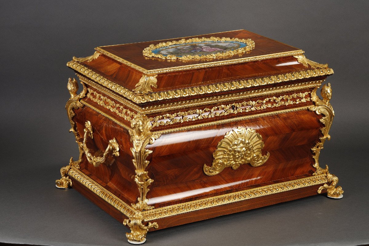 Louis XV Style Casket In Rosewood, Gilt Bronze And Porcelain. Napoléon III. -photo-6