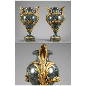 Paire De Vases En Marbre Et Bronze Doré Napoléon 3