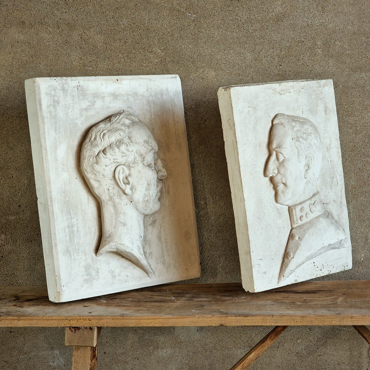 2 Panneaux Bas-relief En Plâtre