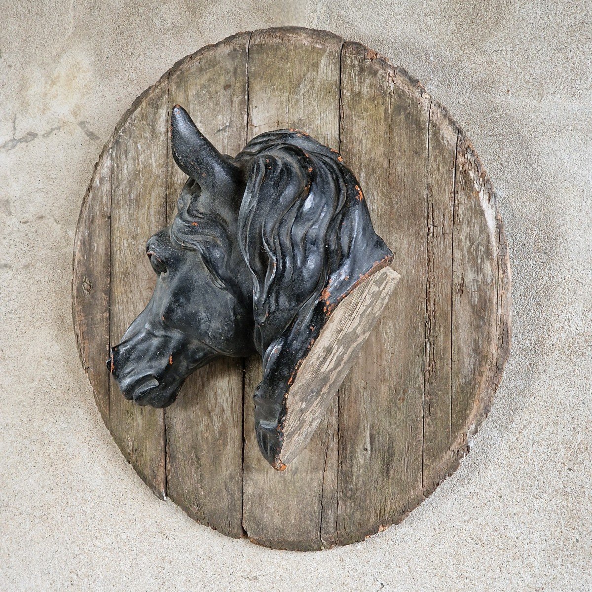 Cast Iron Half Horse Head-photo-4