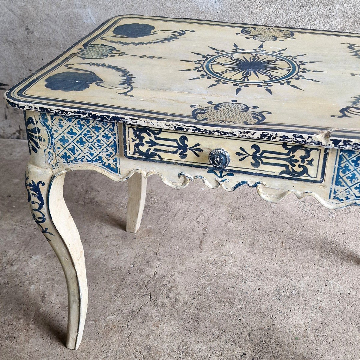 18th C Unusual Side Table-photo-1