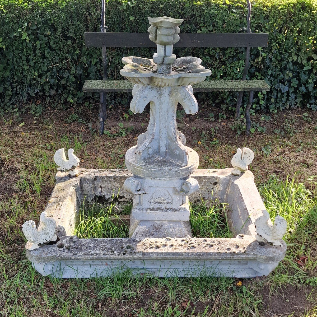 Unique Fountain With Pigeons-photo-4