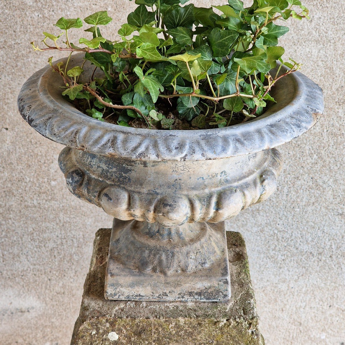 Pair Of Urns On Pedestal-photo-1