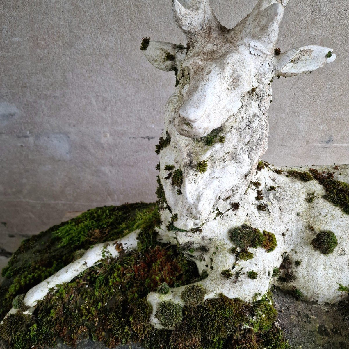 Mossy Reconstituted Stone Deer-photo-4