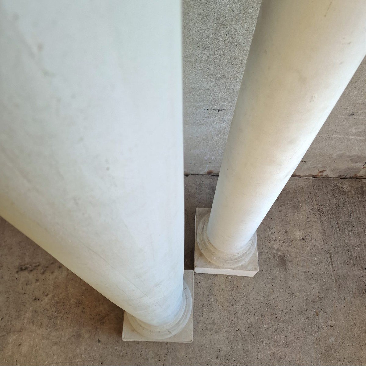 Pair Of Columns-photo-3