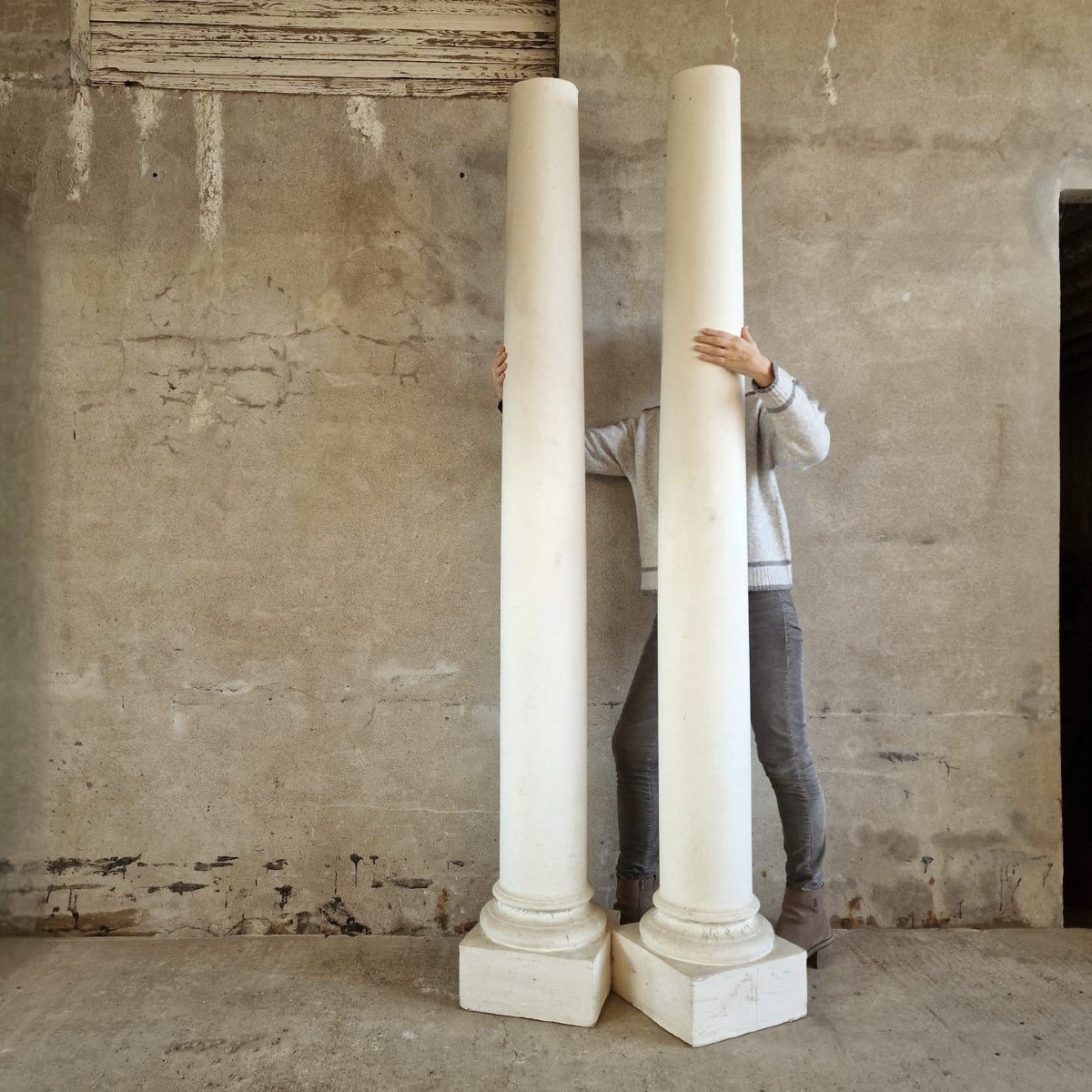 Pair Of Columns-photo-7