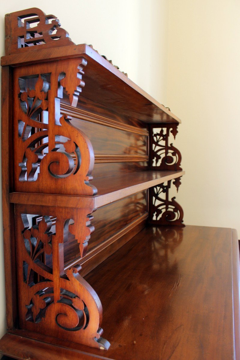 Two-door Sideboard With Plate Rack-photo-8