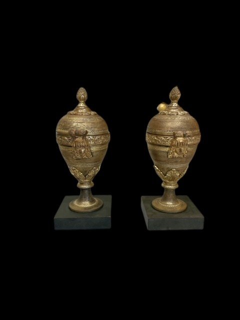 Pair Of Bronze Vases-photo-4