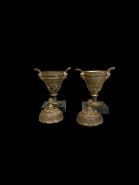 Pair Of Bronze Vases-photo-7