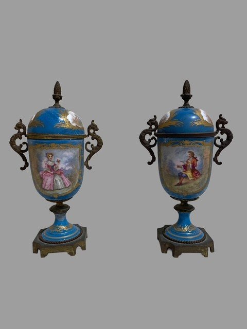 Decorated Porcelain Garniture-photo-5