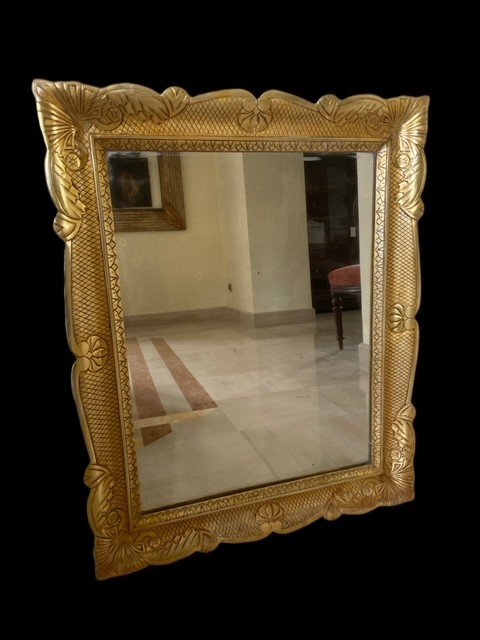 Neapolitan Mirror