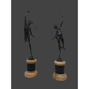 Paire De Sculptures En Bronze Patiné