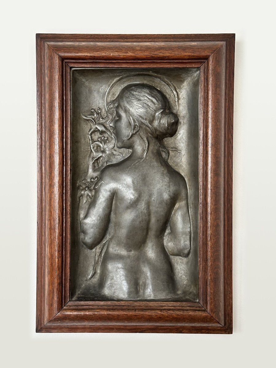 Georges de Kerveguen - "Jeune femme aux fleurs" - Bas-relief en étain-photo-2