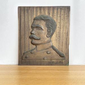 Portrait  de lord Kitchener - Plaque en cuivre - Bas relief