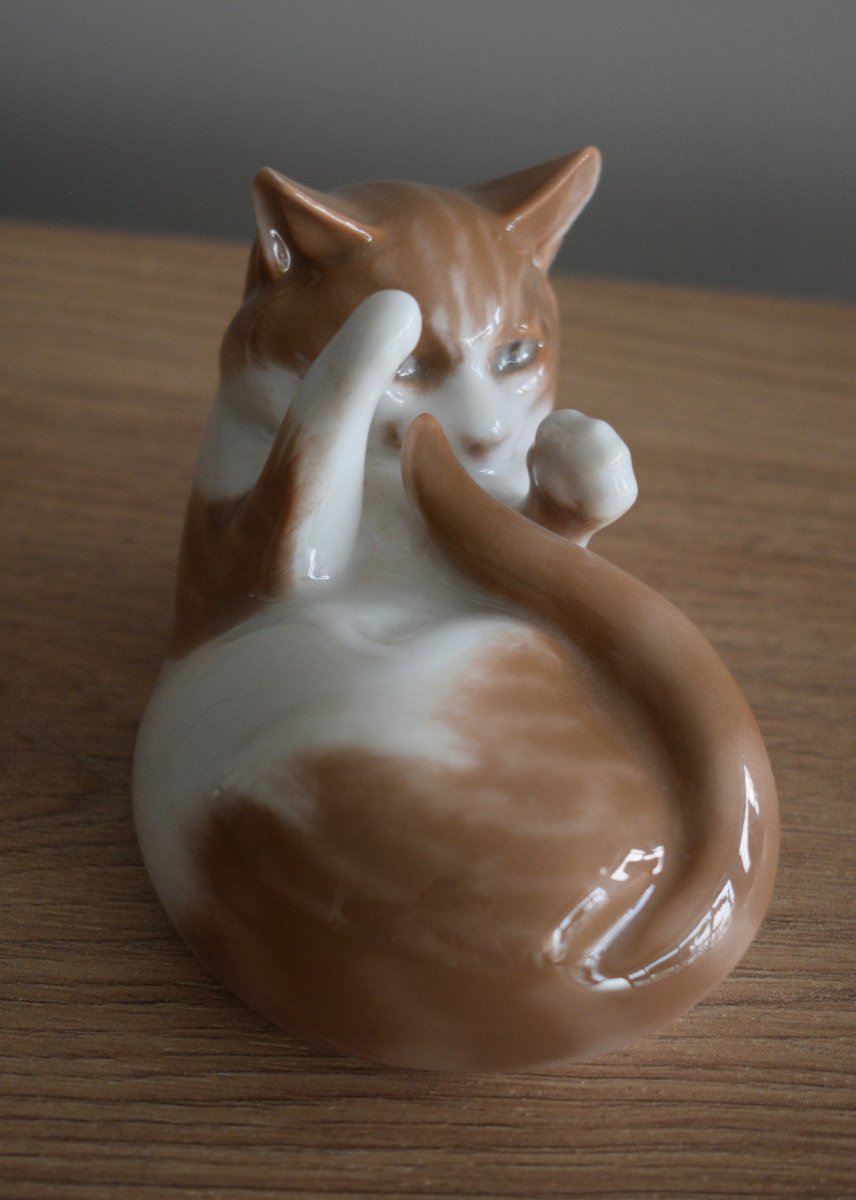 Polychrome Porcelain Cat From The Royal Copenhagen Manufactory-photo-2