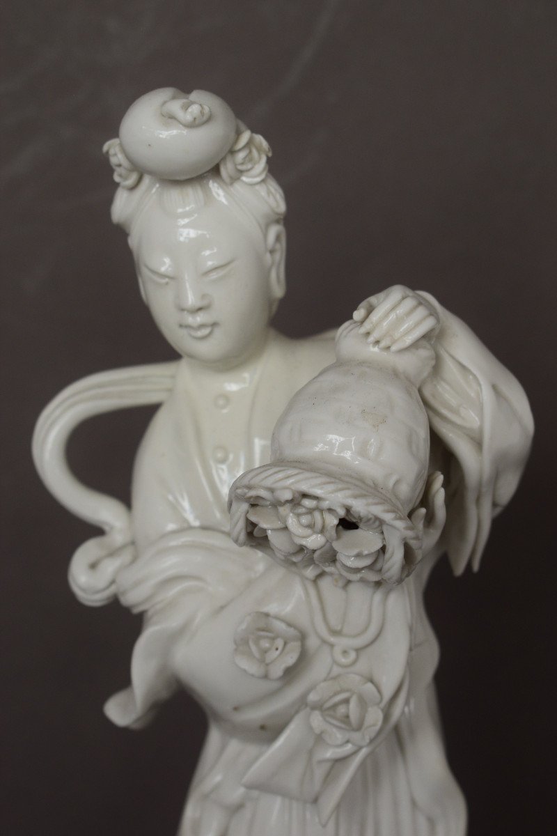 Chine Figurine En Porcelaine Blanche-photo-3