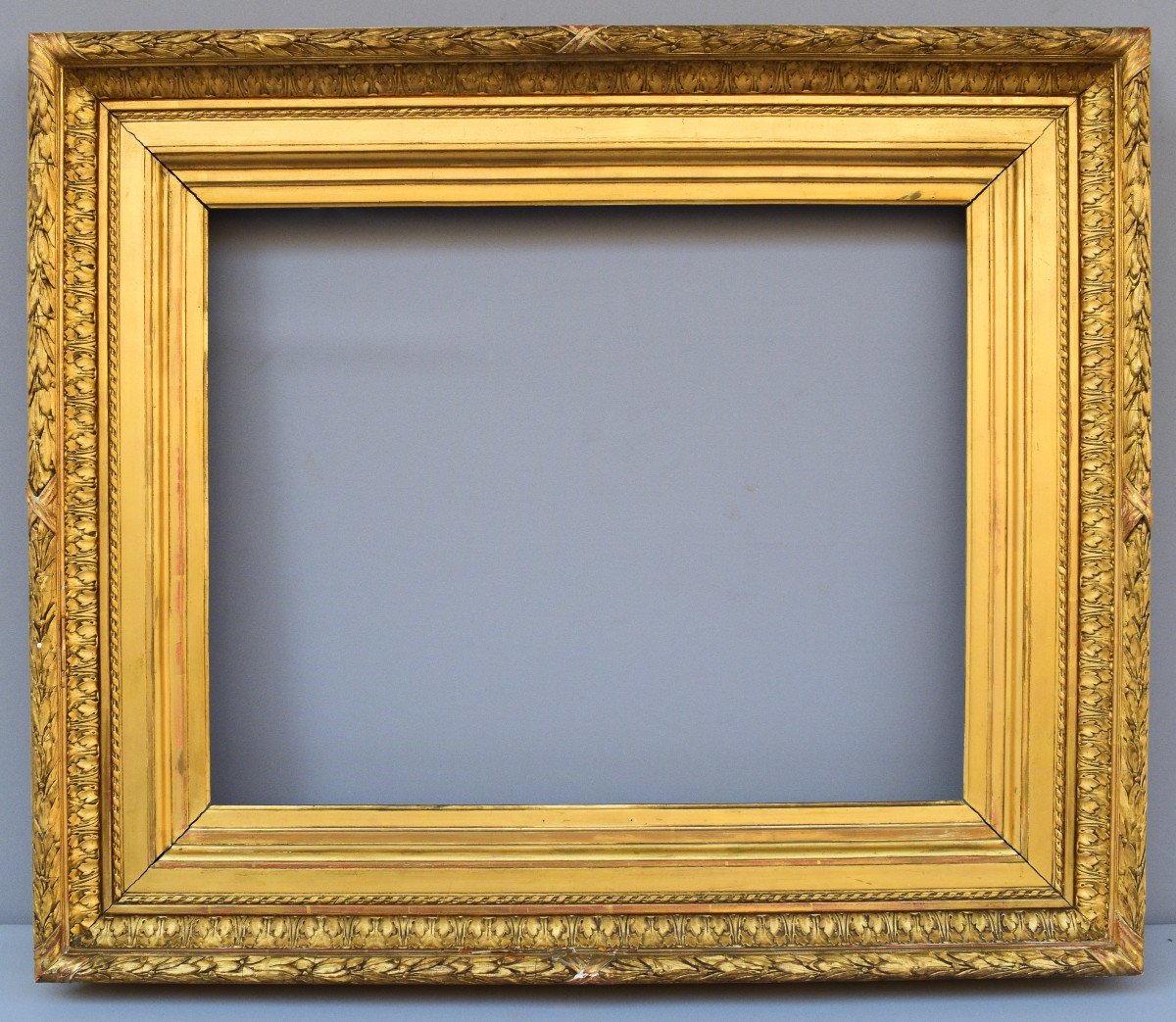 Large 19th Century Frame In Wood And Golden Stucco