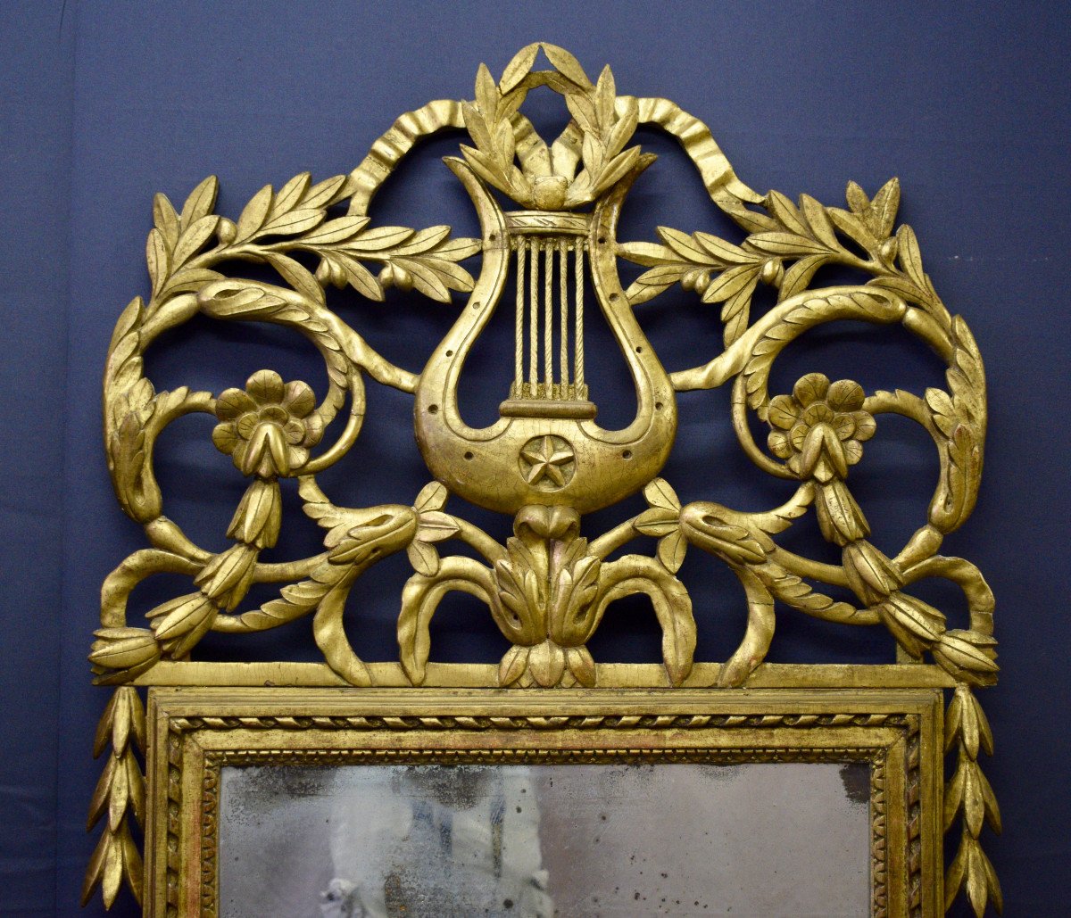 Louis XVI Period Mirror In Golden Wood-photo-1