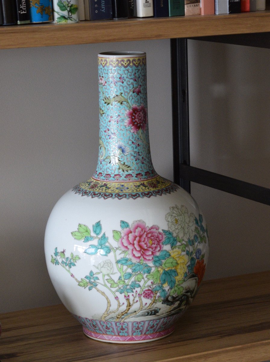 Chine Vase Tianqiuping En Porcelaine Aux Emaux De La Famille Rose-photo-5