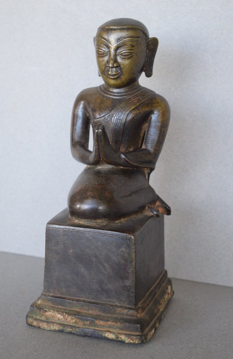 Bronze Adorant With Shaded Brown Patina Burma 17th Century-photo-4