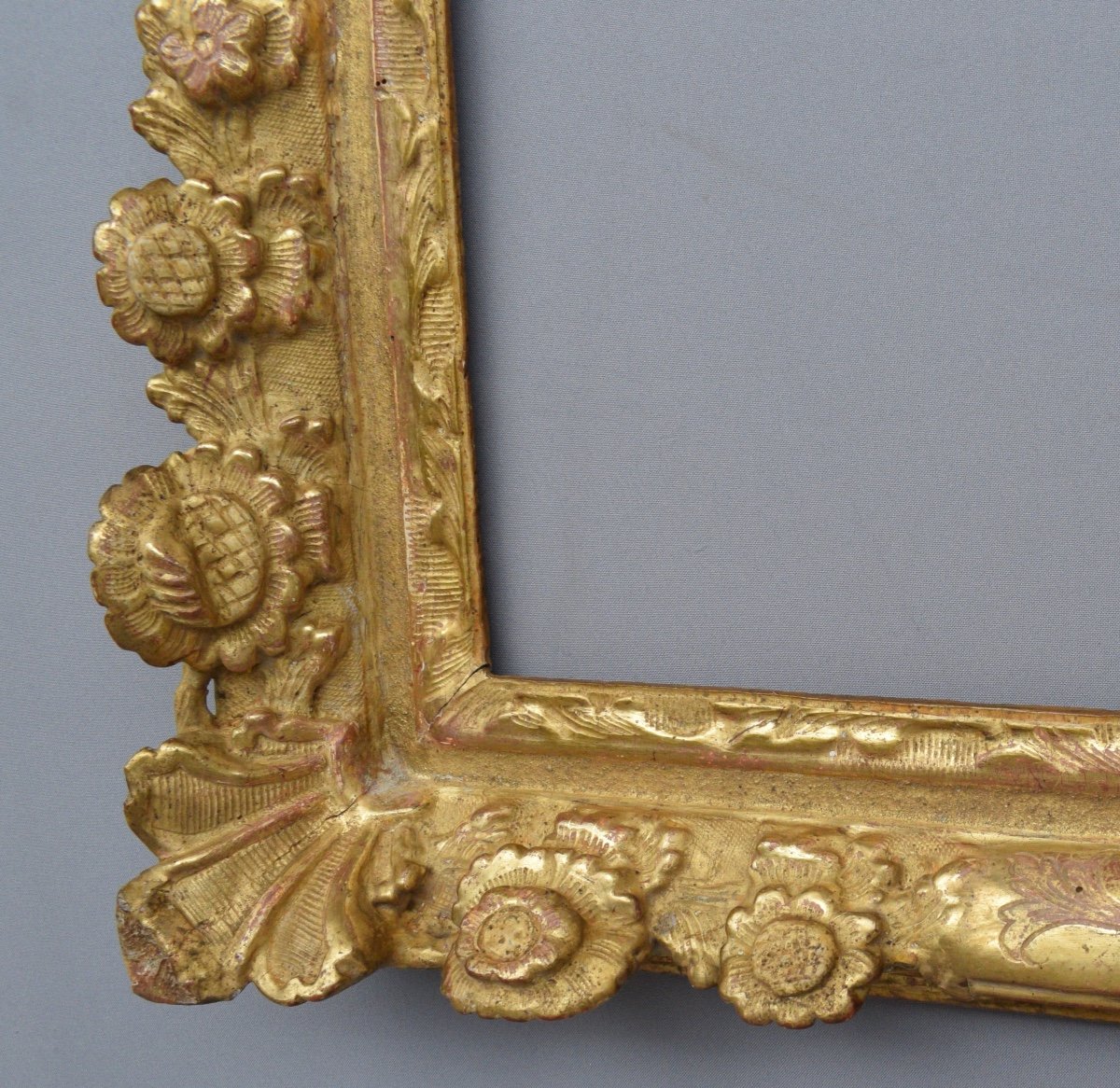 Large Louis XIV Period Frame In Gilded Wood-photo-3