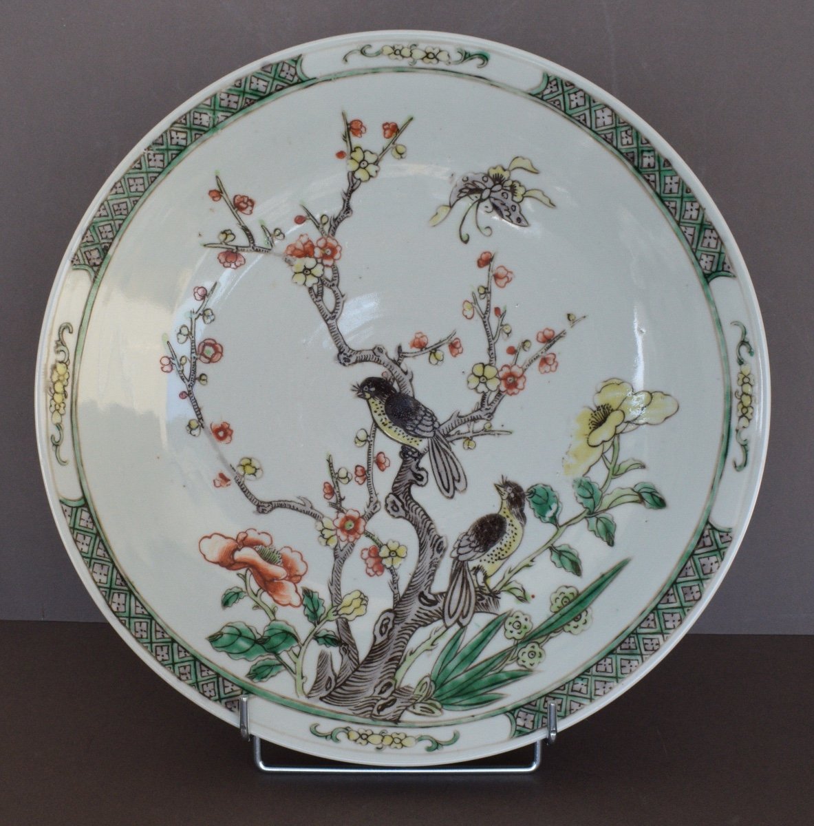 Chine Grand Plat En Porcelaine Aux émaux De La Famille Verte-photo-3