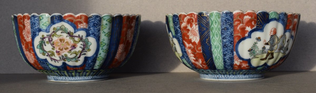 Pair Of Meiji Period Imari Polychrome Porcelain Bowls-photo-1