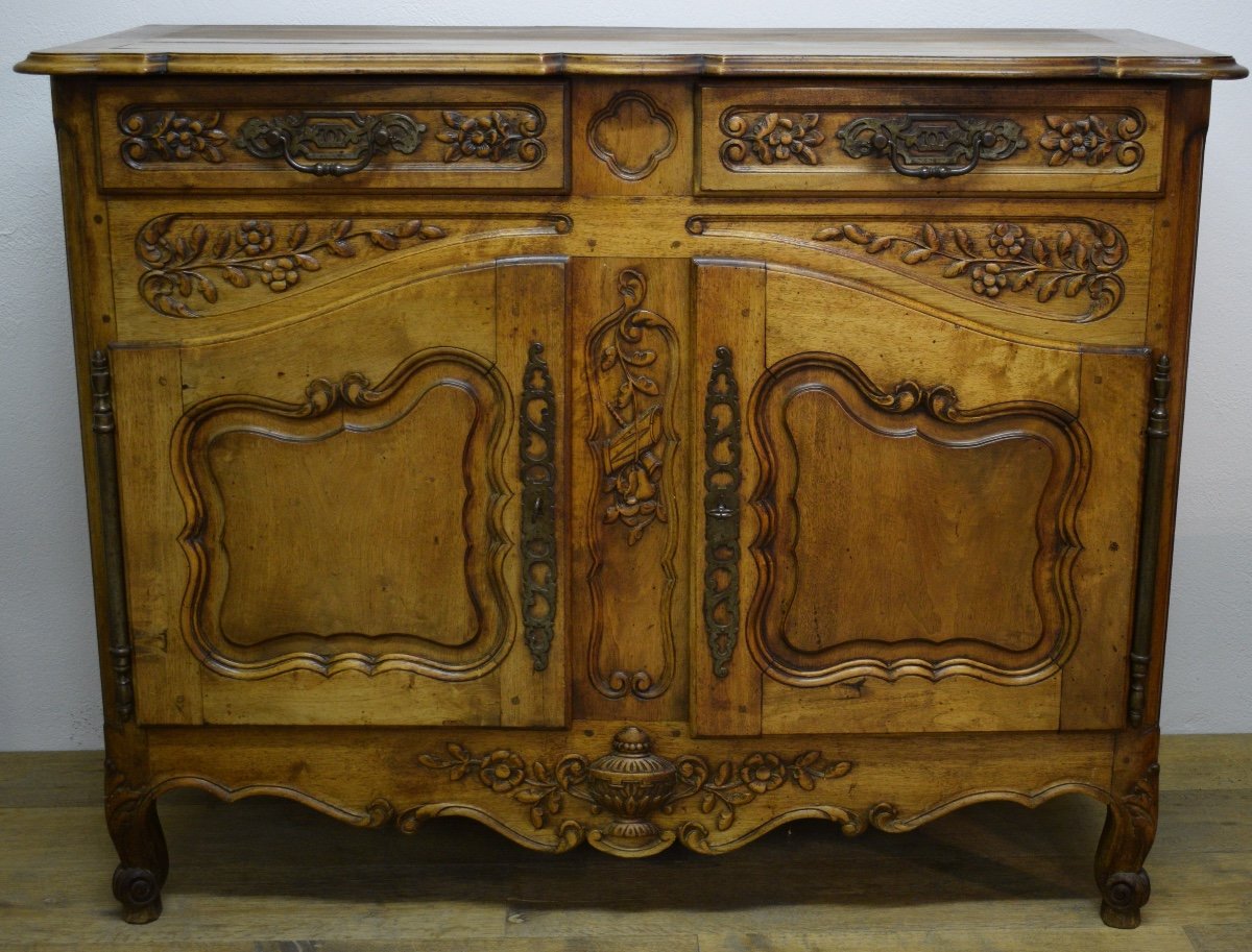 Louis XV Style Provencal Sliding Buffet In Walnut-photo-2