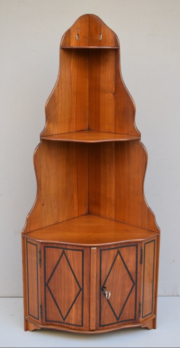 Curved Hanging Corner Cabinet