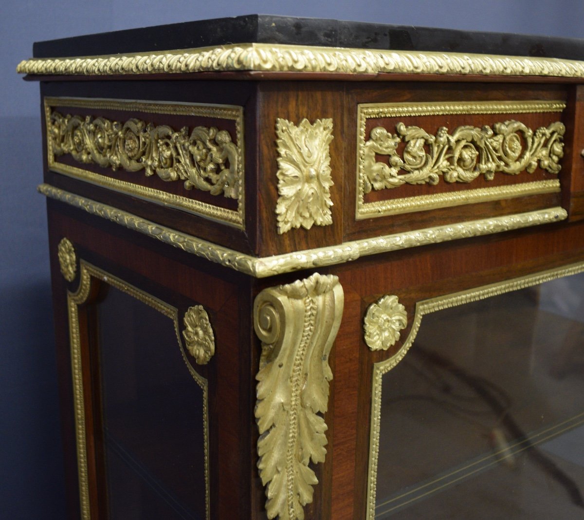 Louis XVI Style Display Cabinet In Marquetry And Gilded Bronzes-photo-3