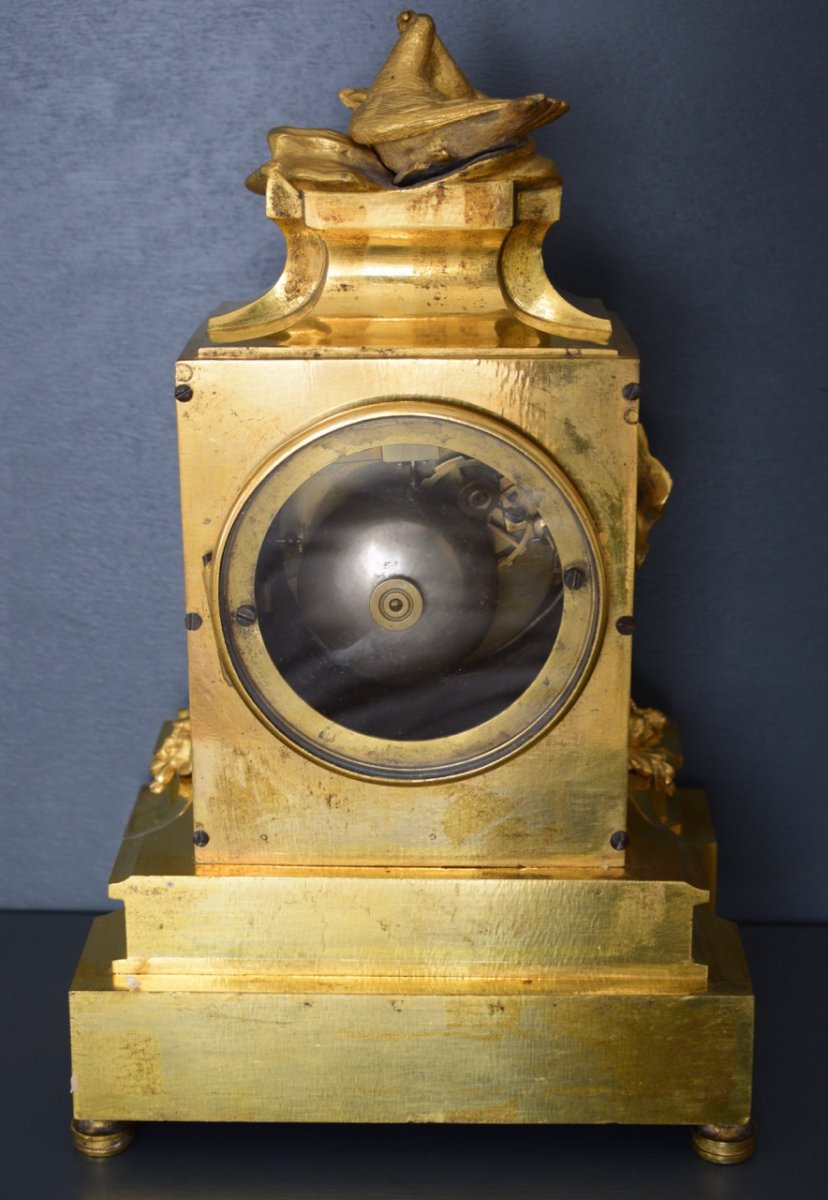 Pendule Borne D époque Louis XVI En Bronze Doré Et Porphyre-photo-1