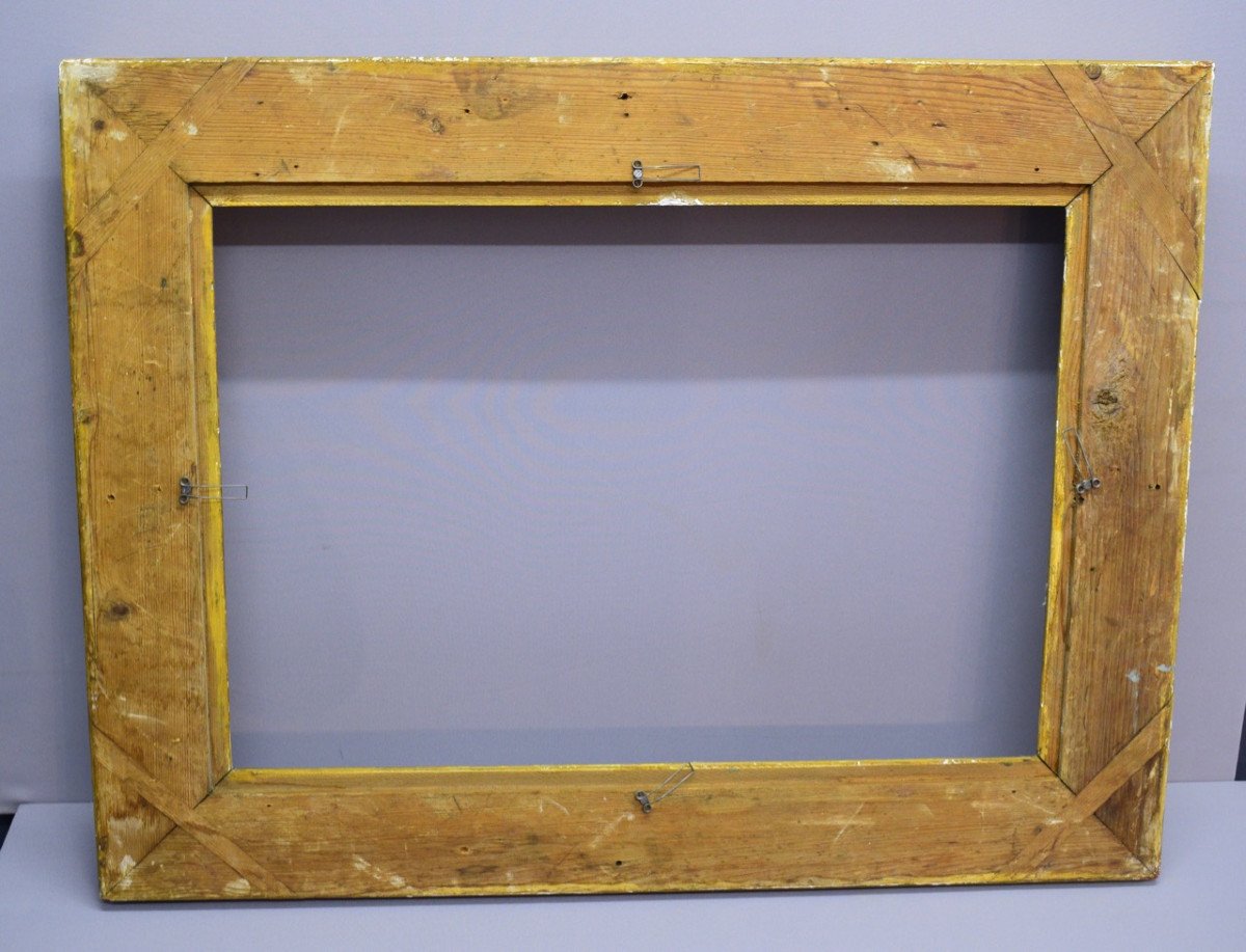 Large Frame With Channels In Wood And Golden Stucco-photo-2