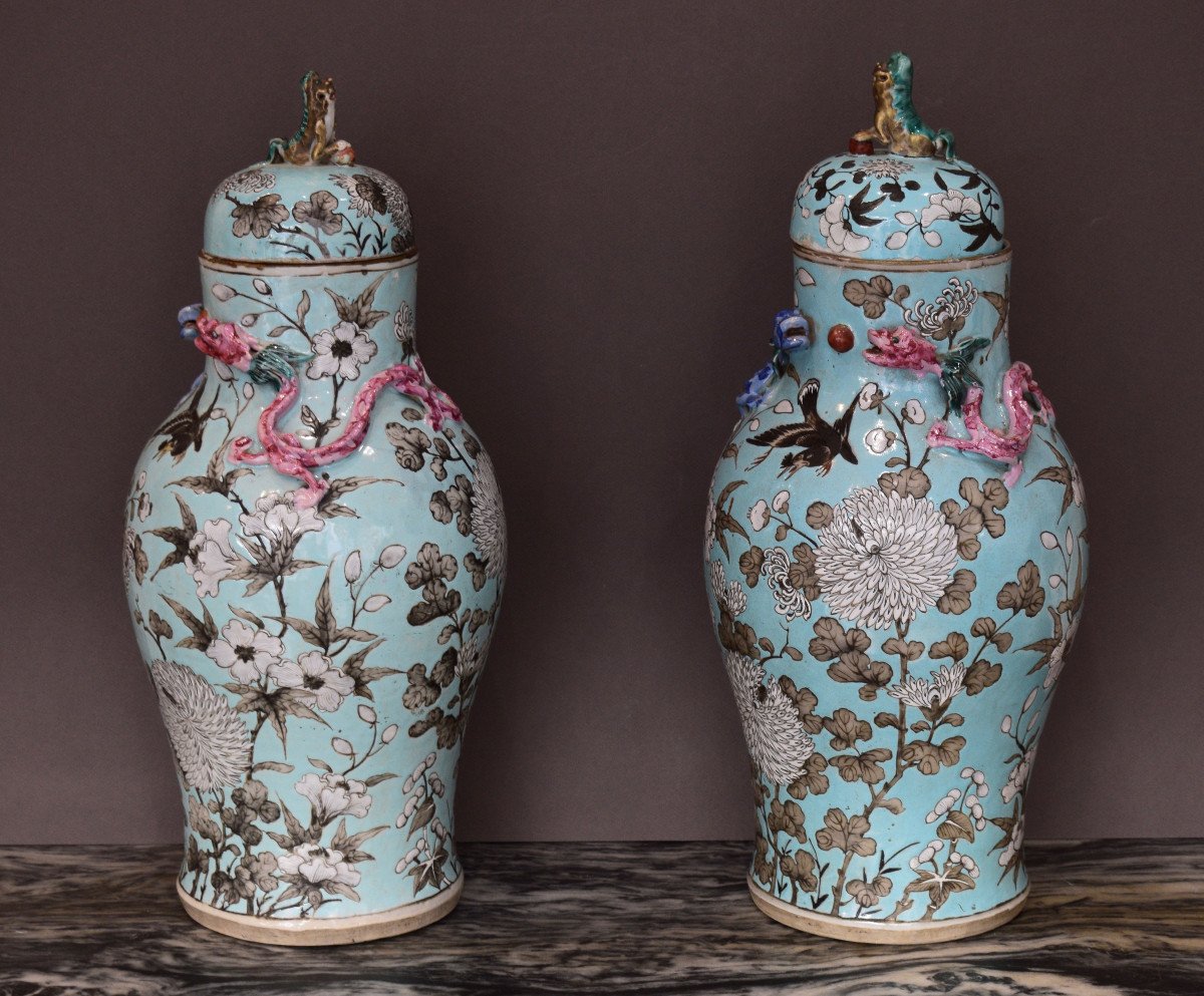 China: Pair Of Covered Potiche