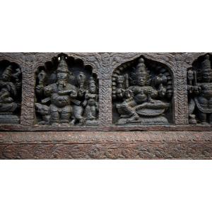 Element Of Stele In Carved Wood India 17th Century